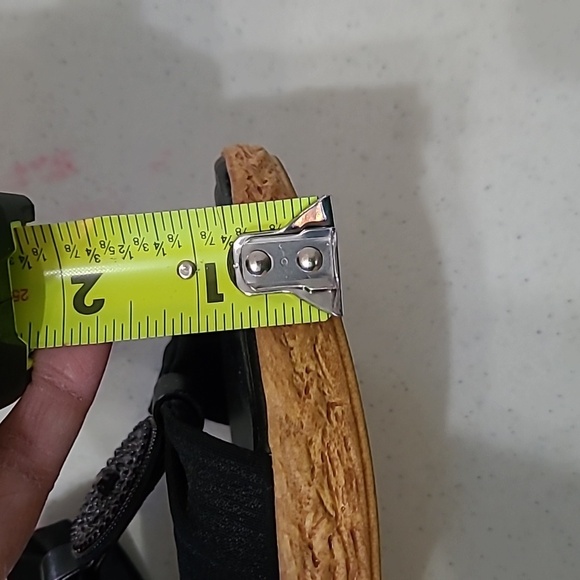 Italian Shoemakers Black Women's Wedge Sandals size 8 - Picture 10 of 11